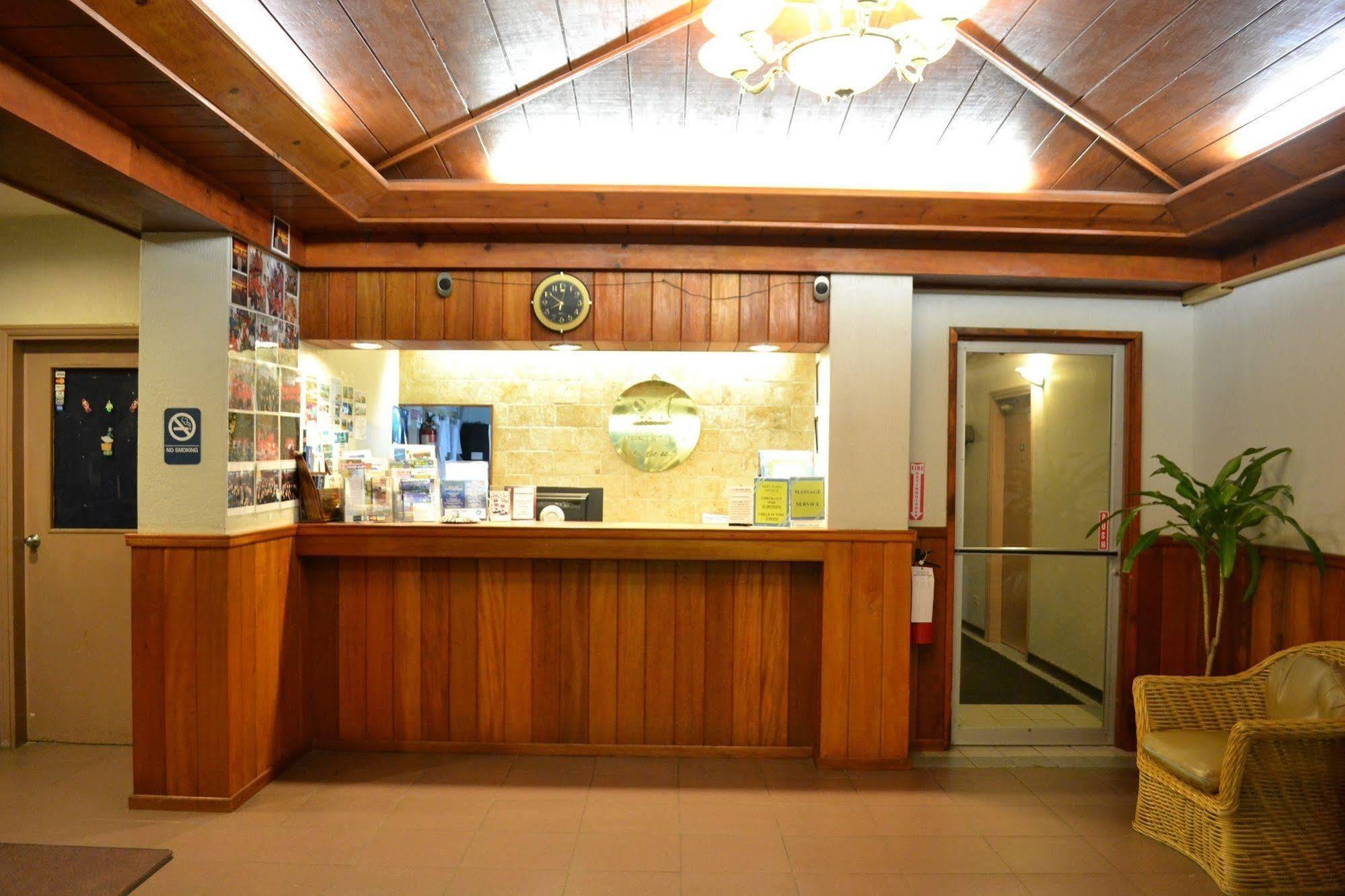 Hotel West Plaza By The Sea à Koror Extérieur photo